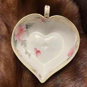 Nippon heart shaped porcelain trinket dish. Hand painted.